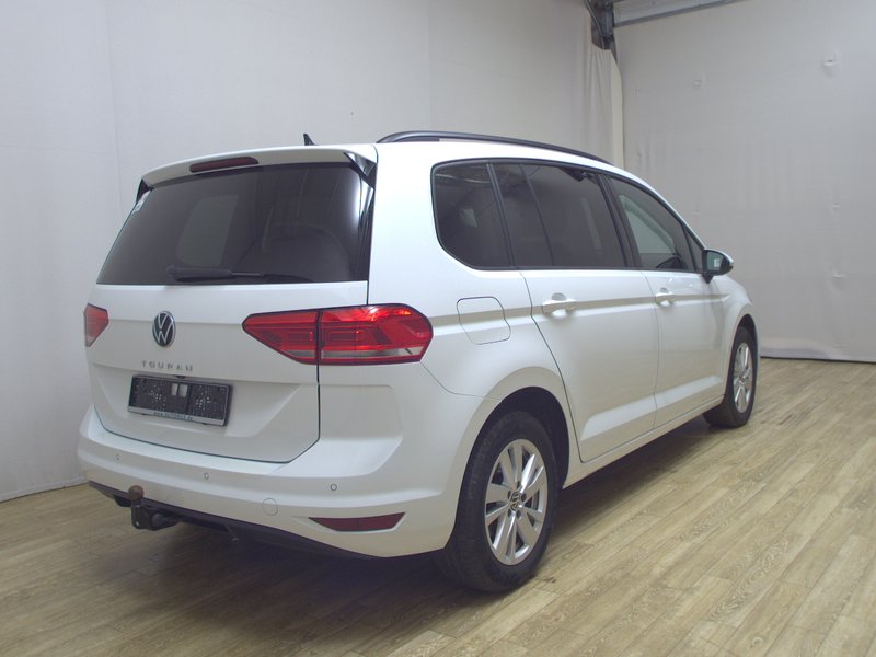 Volkswagen Touran 2.0 TDI • ACC • AHK — 4