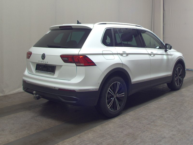 Volkswagen Tiguan 1.5 TSI automatik Move • 360° kamera • ACC — 4