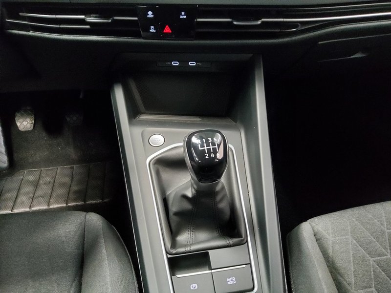 Volkswagen Golf 8 2.0 TDI Life • Full LED • Alcantara — 6