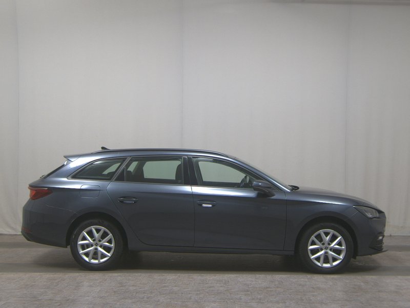 SEAT Leon Sportstourer 2.0 TDI automatik Style • ACC • LED