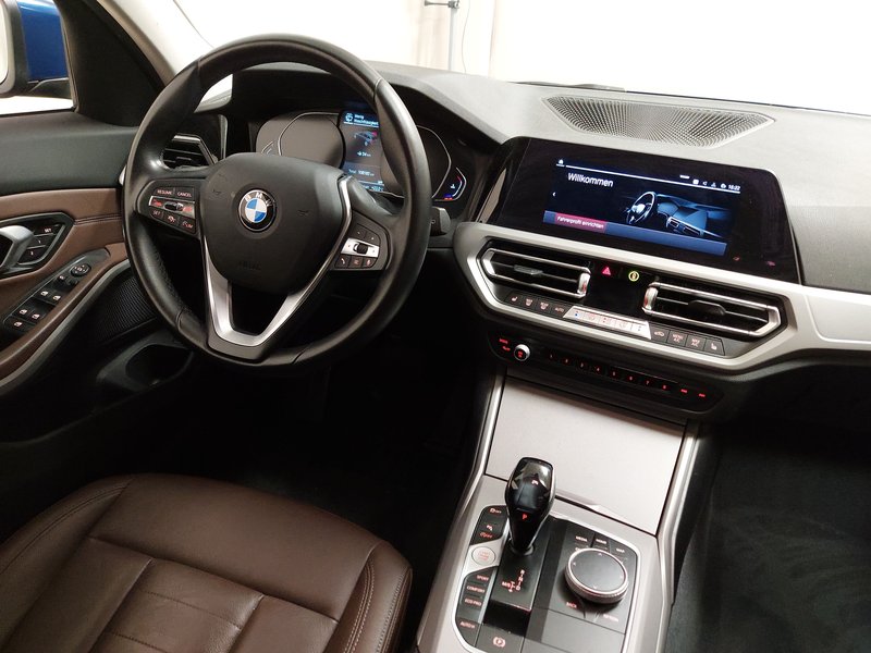BMW 330i Touring Advantage automatik • ACC • 4x4 — 17