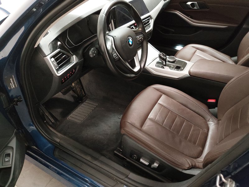BMW 330i Touring Advantage automatik • ACC • 4x4 — 6