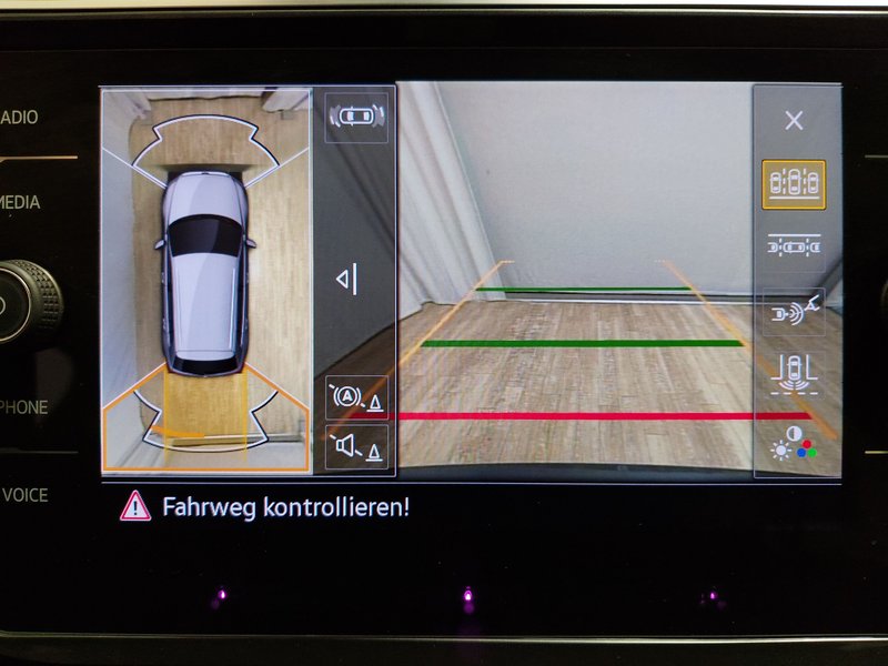 Volkswagen Tiguan 2.0 TDI Life automatik • 360° kamera • ACC — 15