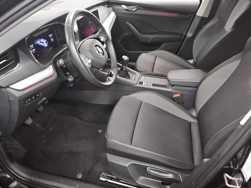 Škoda Octavia Kombi 2.0 TDI Ambition • ACC • AHK — 9