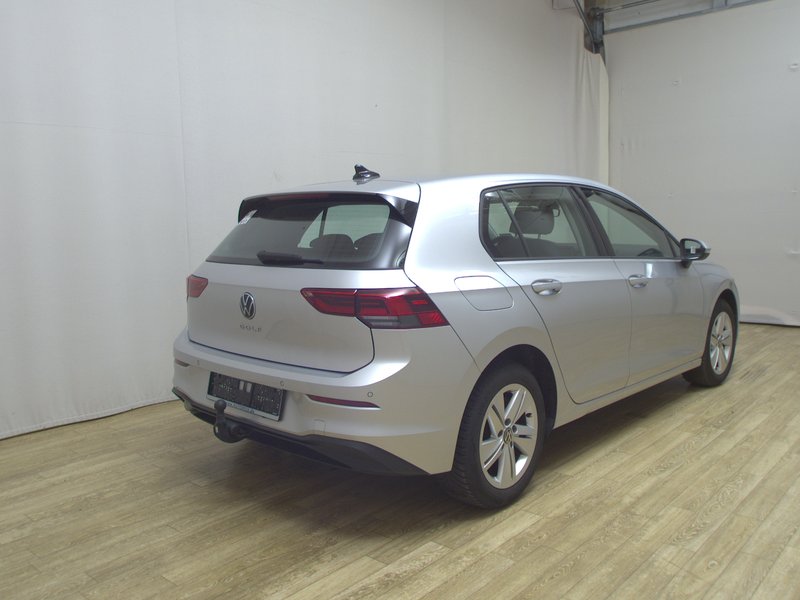 Volkswagen Golf 8 2.0 TDI Life • bežično punjenje • Full LED — 4