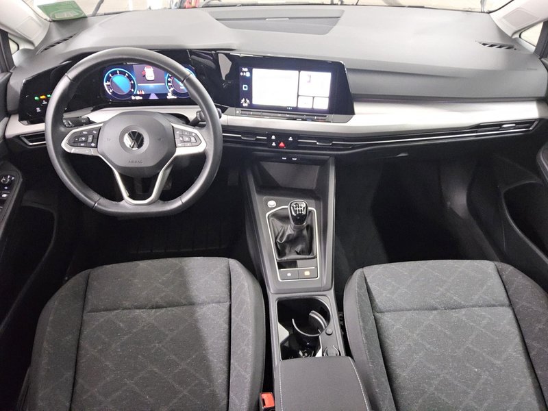 Volkswagen Golf 8 2.0 TDI Life • bežično punjenje • Full LED — 5