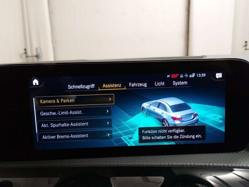 Mercedes-Benz A 220 d automatik AMG Line • AHK • Full LED — 18
