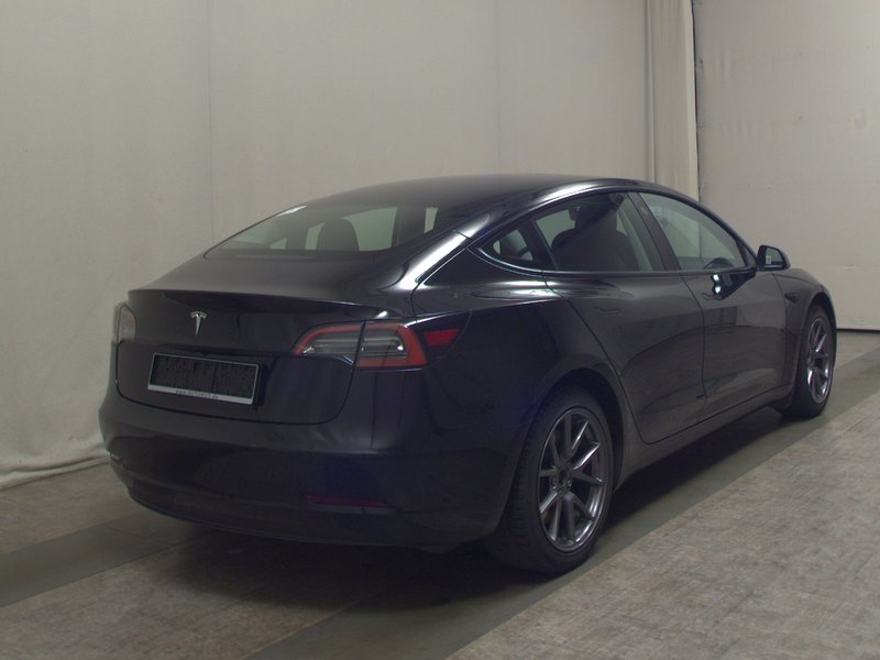 Tesla Model 3 • ACC • Full LED — 4