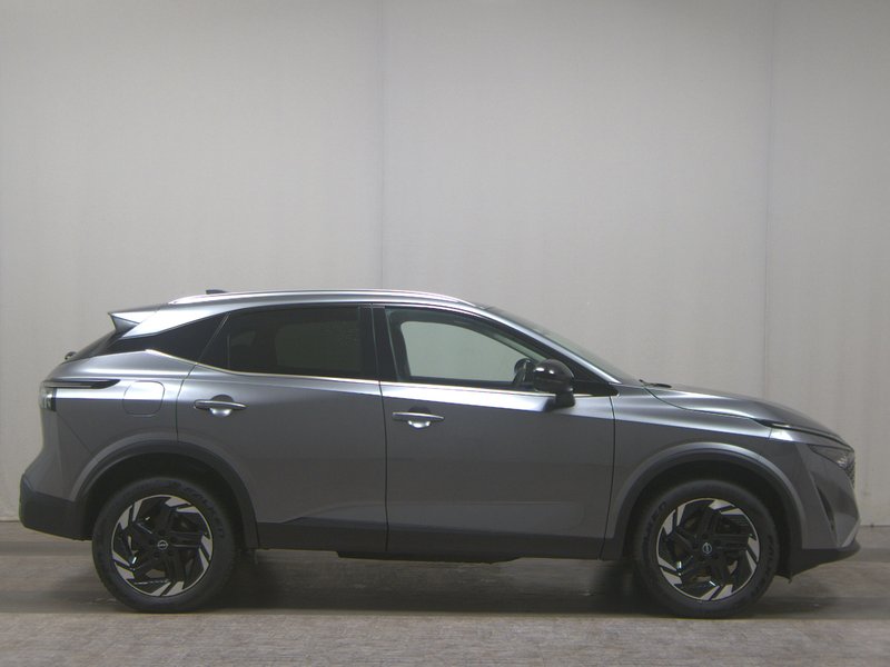 Nissan Qashqai 1.3 DIG-T N-Connecta • ACC • električna vrata