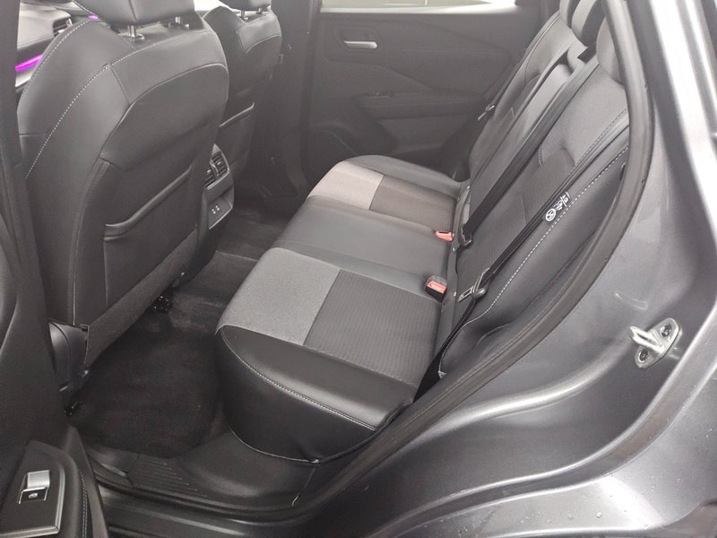Nissan Qashqai 1.3 DIG-T N-Connecta • ACC • električna vrata — 13