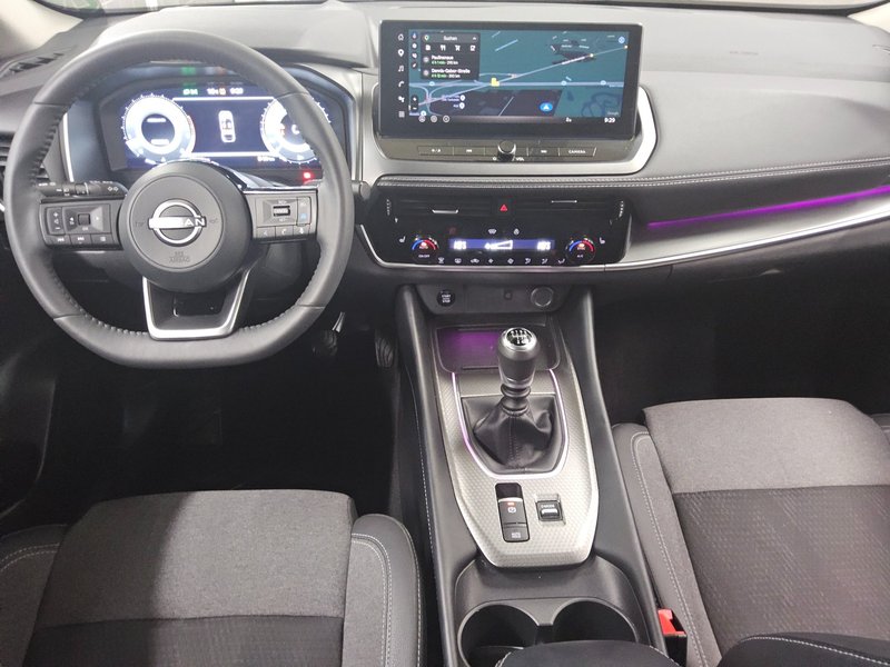 Nissan Qashqai 1.3 DIG-T N-Connecta • ACC • električna vrata — 5
