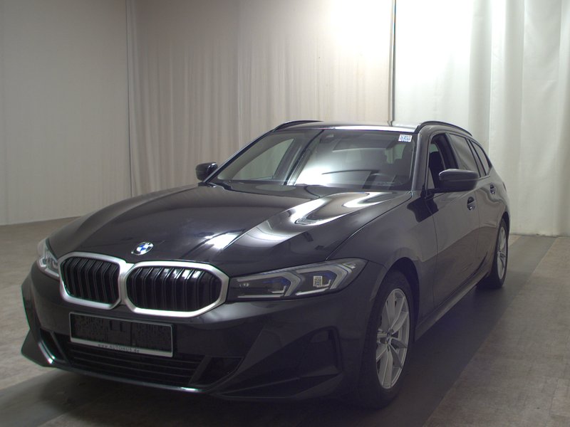 BMW 318i Touring automatik • HUD • Full LED — 2