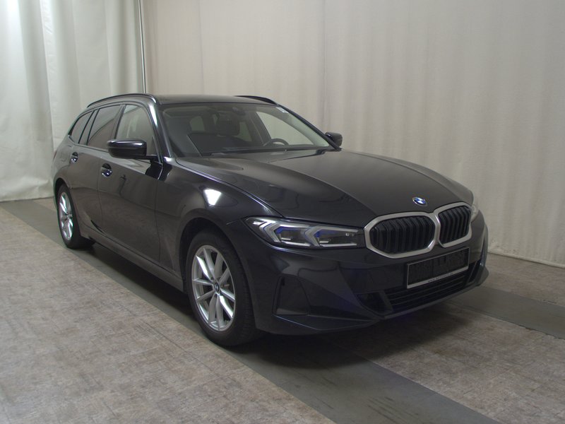 BMW 318i Touring automatik • HUD • Full LED — 3