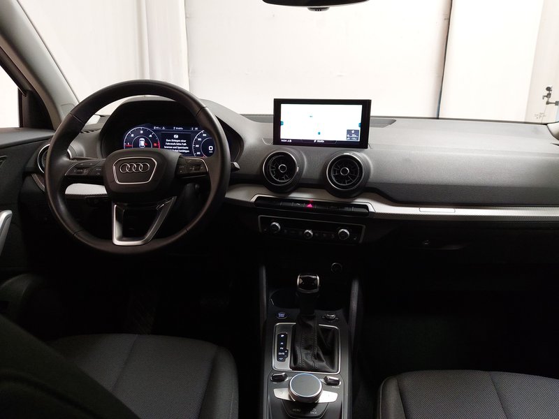 Audi Q2 30 TDI S line automatik • ACC • LED — 16