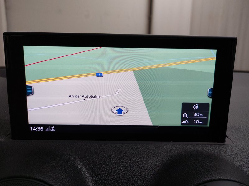 Audi Q2 30 TDI S line automatik • ACC • LED — 17