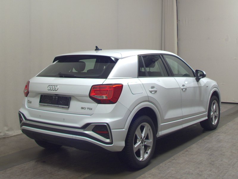 Audi Q2 30 TDI S line automatik • ACC • LED — 4