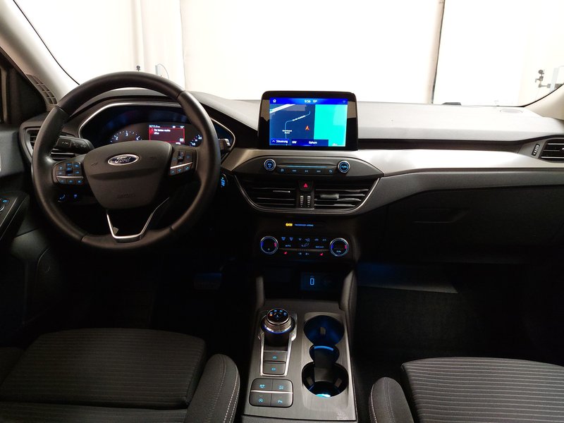 Ford Focus Turnier 1.5 EcoBlue automatik Titanium • bežično punjenje • LED — 17