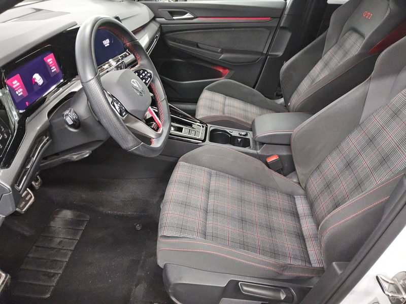 Volkswagen Golf 8 2.0 TSI automatik GTI • ACC • bežično punjenje — 9