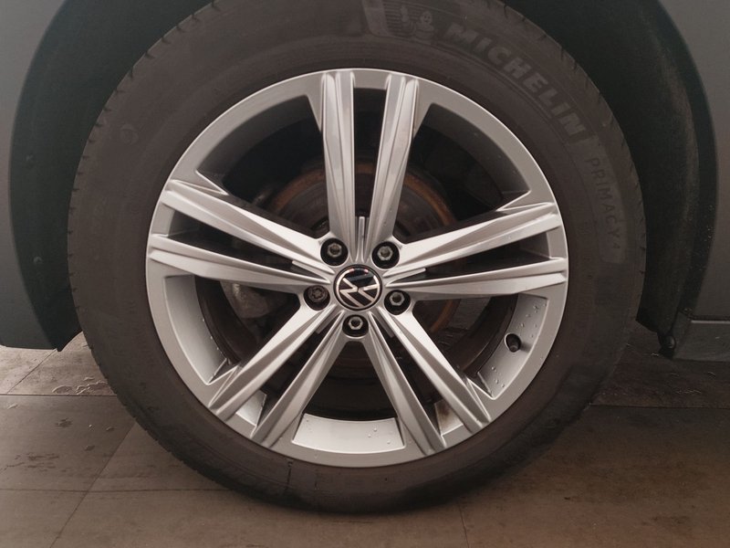 Volkswagen T-Cross 1.0 TSI R-Line • ACC • LED — 8