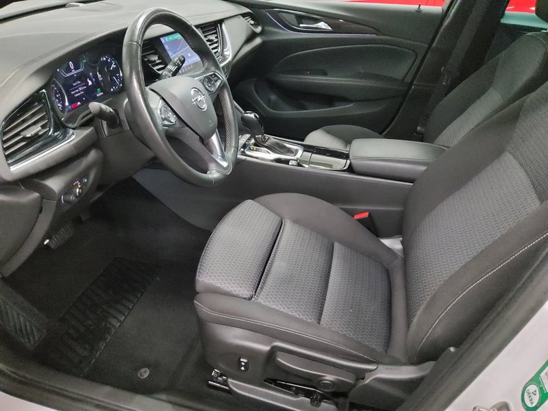 Opel Insignia ST 1.5 D Business Edition automatik • LED • navigacija — 8