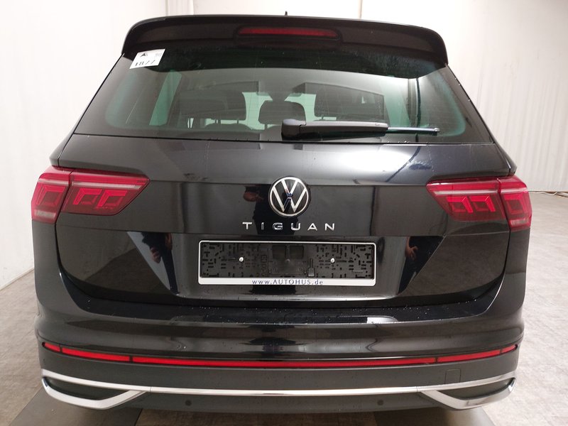 Volkswagen Tiguan 2.0 TDI automatik Urban Sport • ACC • Full LED — 16
