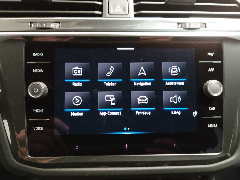 Volkswagen Tiguan 2.0 TDI automatik Urban Sport • ACC • Full LED — 19