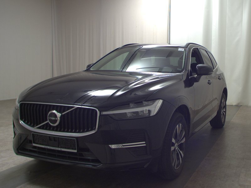 Volvo XC60 Momentum Pro automatik • panorama • Full LED — 2