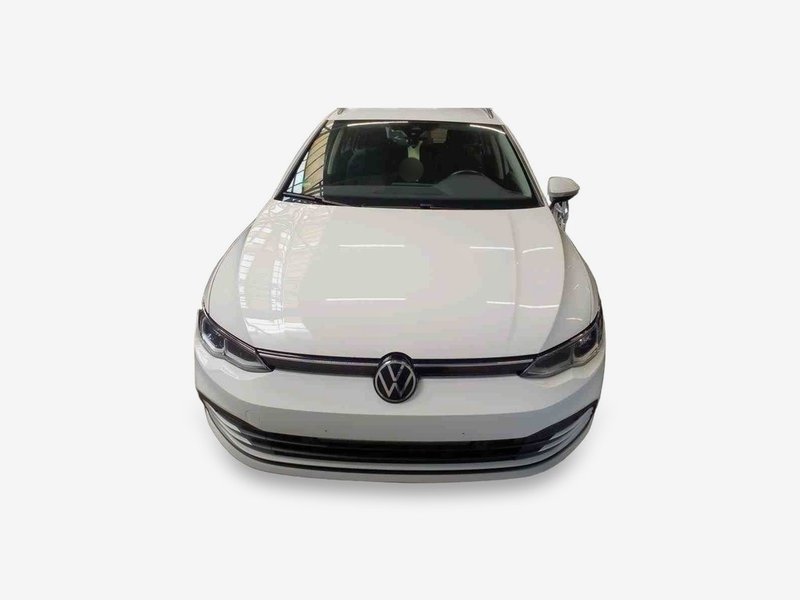 Volkswagen Golf-8 Variant 2.0 TDI automatik Life • Full LED — 3