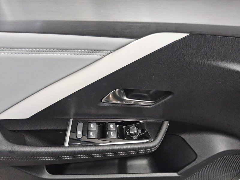 Opel Astra ST 1.2 Turbo Business Elegance • Full LED — 10
