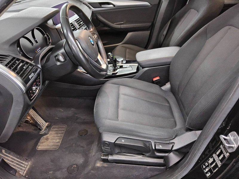 BMW X3 xDrive20d automatik • Full LED • AHK — 8
