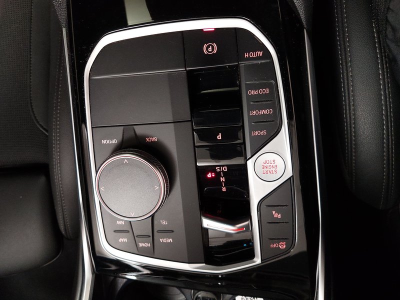BMW 320d Touring automatik • ACC • Full LED — 15