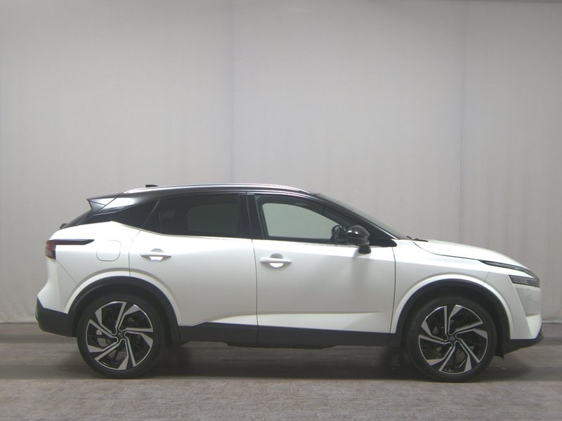 Nissan Qashqai 1.3 DIG-T automatik Tekna • ACC • kuka za vuču