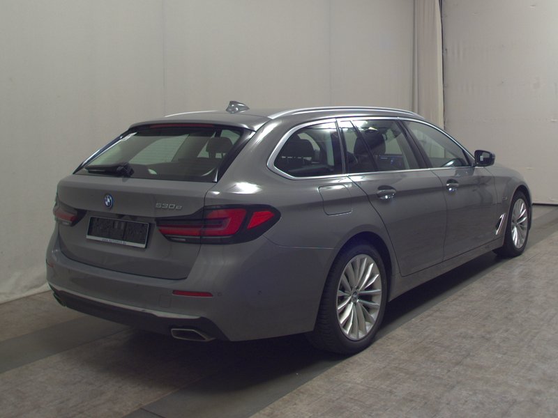 BMW 530e automatik Luxury Line • zračni ovjes • ACC • koža — 4