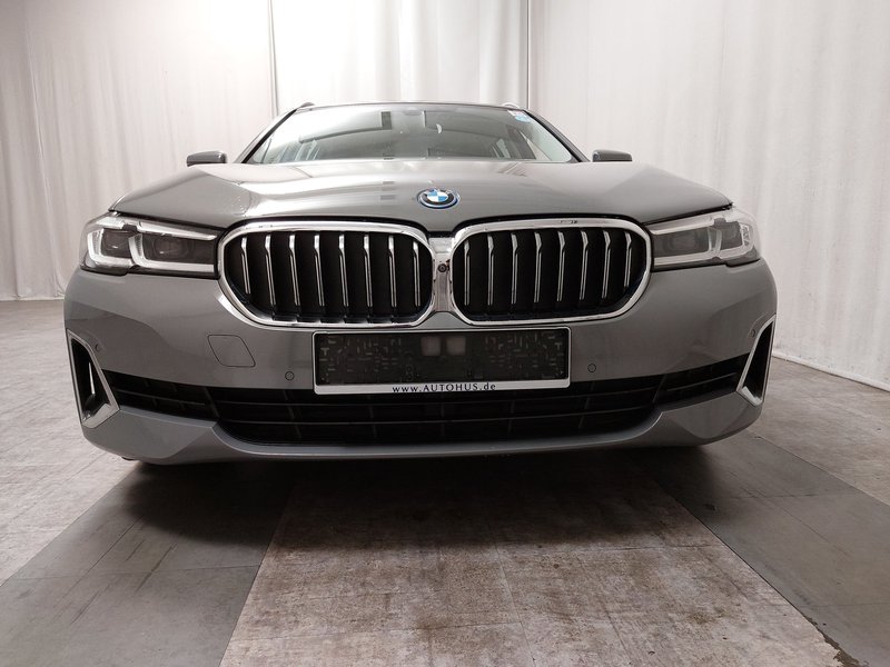 BMW 530e automatik Luxury Line • zračni ovjes • ACC • koža — 9