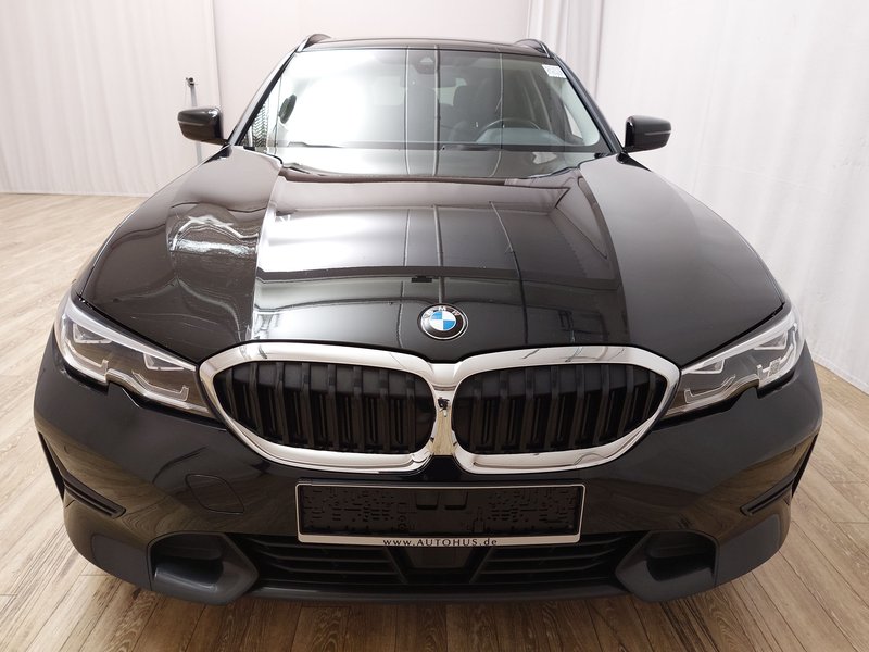 BMW 320d Touring xDrive Sport-Line automatik • ACC • AHK — 9