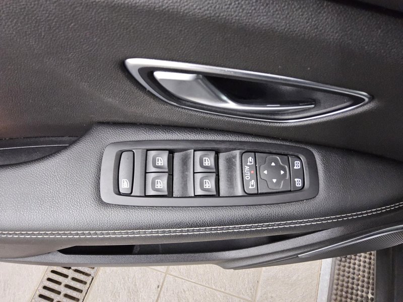 Renault Grand Scenic 1.3 TCe automatik • Full LED — 9