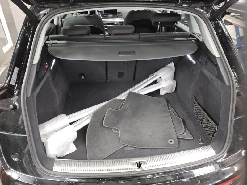 Audi Q5 50 TDI quattro sport automatik • ACC • AHK — 12
