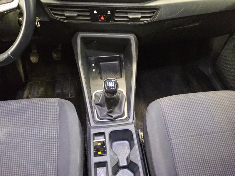Volkswagen Caddy Maxi 1.5 TSI • navigacija • senzori za parkiranje straga — 6