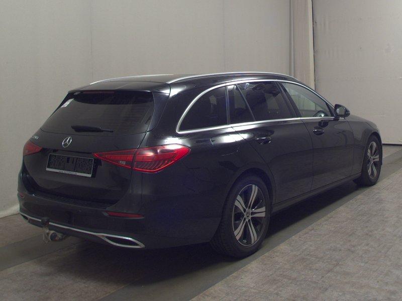 Mercedes-Benz C 220 d karavan automatik Avantgarde • Adaptivno ogibanje • ACC — 4