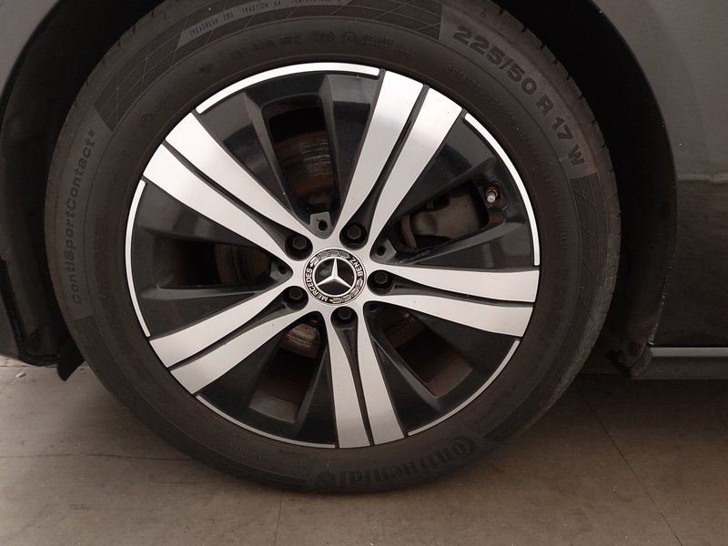 Mercedes-Benz C 220 d karavan automatik Avantgarde • Adaptivno ogibanje • ACC — 8