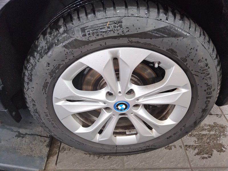 BMW X1 xDrive25e automatik Advantage • Full LED • navigacija — 10