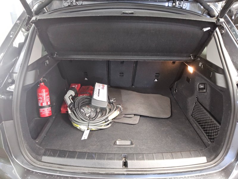 BMW X1 xDrive25e automatik Advantage • Full LED • navigacija — 11