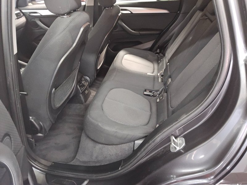 BMW X1 xDrive25e automatik Advantage • Full LED • navigacija — 12