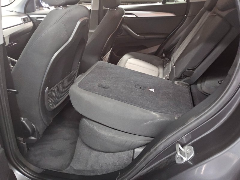 BMW X1 xDrive25e automatik Advantage • Full LED • navigacija — 13