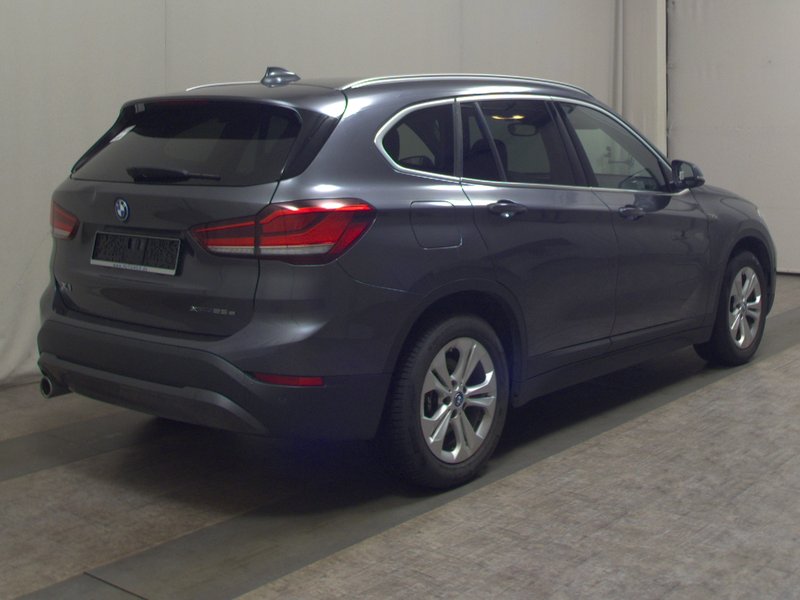 BMW X1 xDrive25e automatik Advantage • Full LED • navigacija — 4