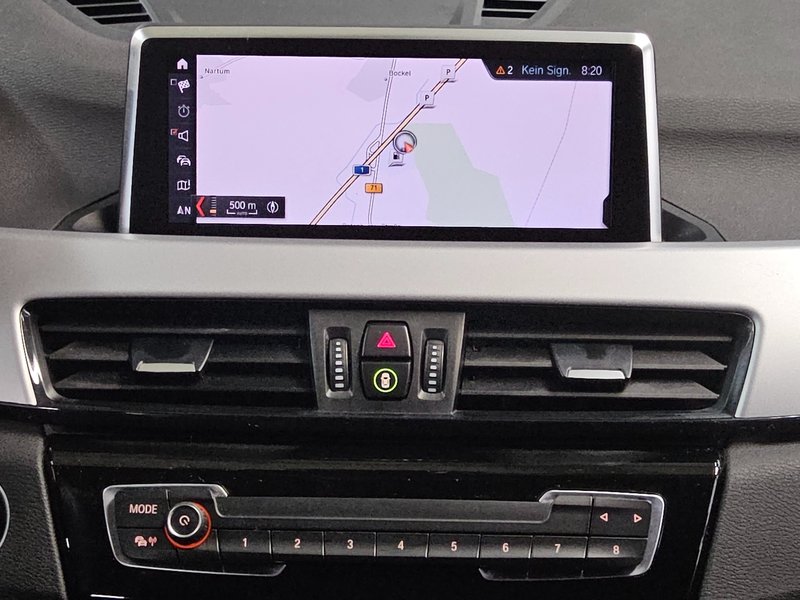 BMW X1 xDrive25e automatik Advantage • Full LED • navigacija — 7