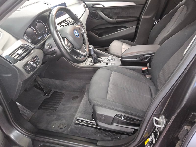 BMW X1 xDrive25e automatik Advantage • Full LED • navigacija — 8