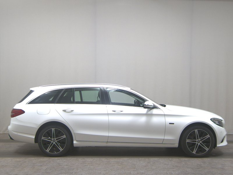Mercedes-Benz C 300 de karavan automatik Avantgarde • ACC • AHK
