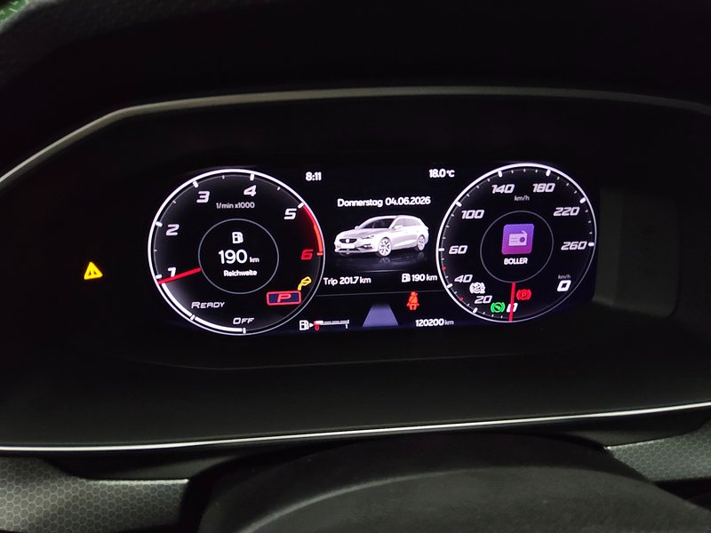 SEAT Leon Sportstourer 2.0 TDI automatik Style • LED • digitalni instrumenti — 8