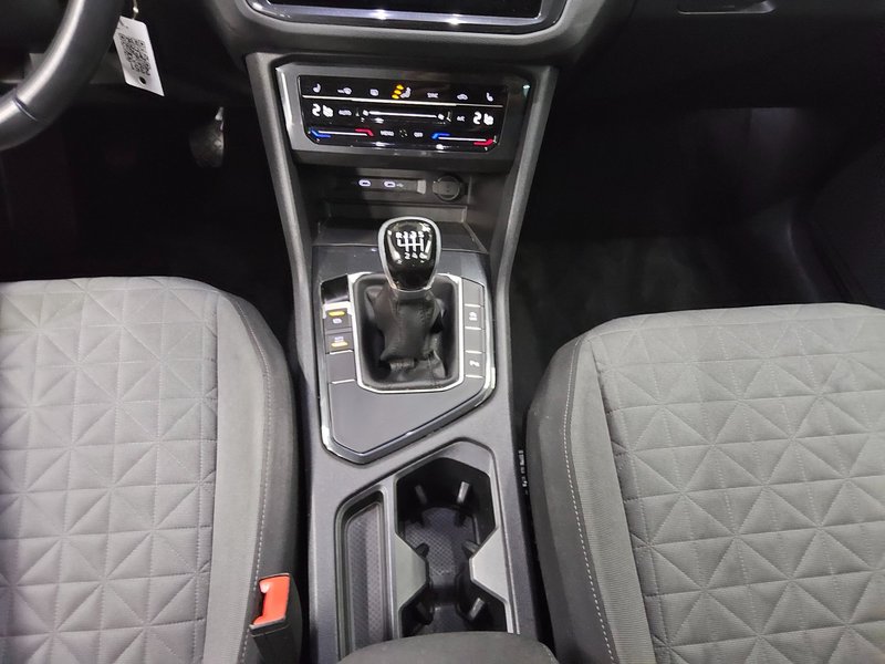 Volkswagen Tiguan 2.0 TDI Life • Full LED • AHK — 6